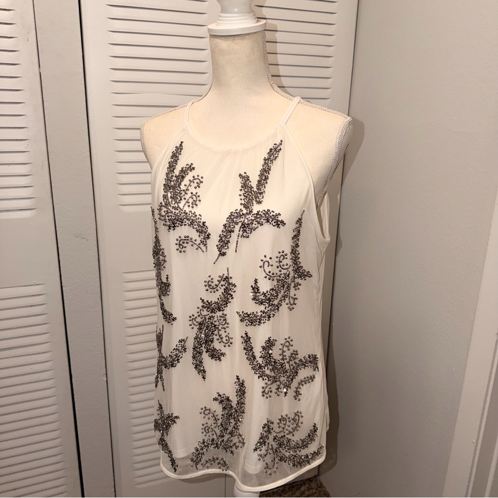 White House Black Market Ivory Top with Black Embroidery Size L (B1P44)